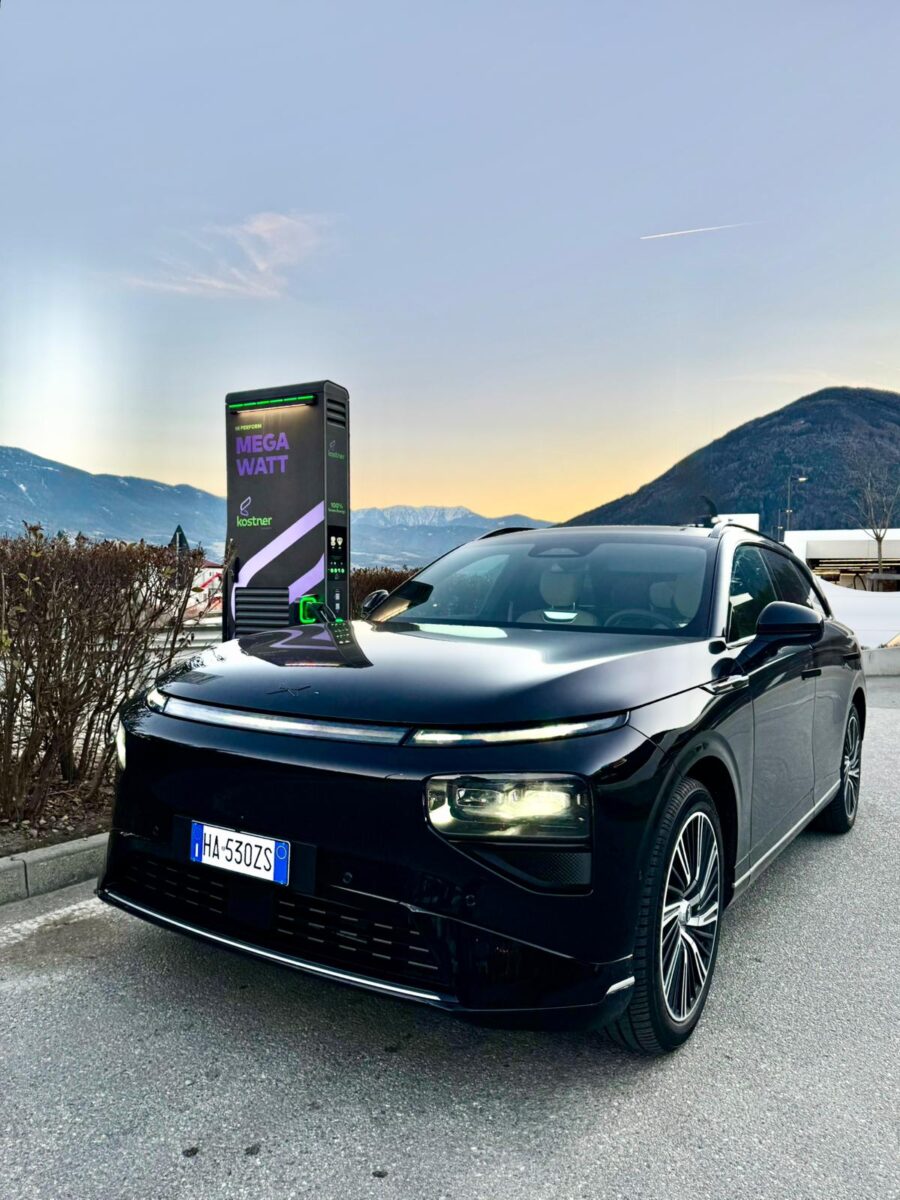 XPENG G9 MY26 stabilisce il nuovo record europeo raggiungendo 453 kW di potenza di ricarica