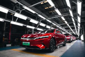 BYD HAN linea montaggio