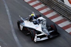 Castrol ON Jaguar TCS