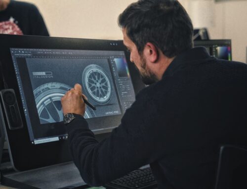 Per i 25 anni di Vredestein e Italdesign, lo pneumatico Ultrac Pro sfoggia un look esclusivo a “quadrante d’orologio”