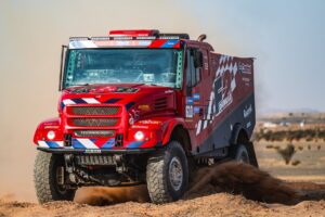 Castrol sfrutterà l’esperienza del Rally Dakar 2025 per orientare lo sviluppo dei futuri lubrificanti per veicoli commerciali