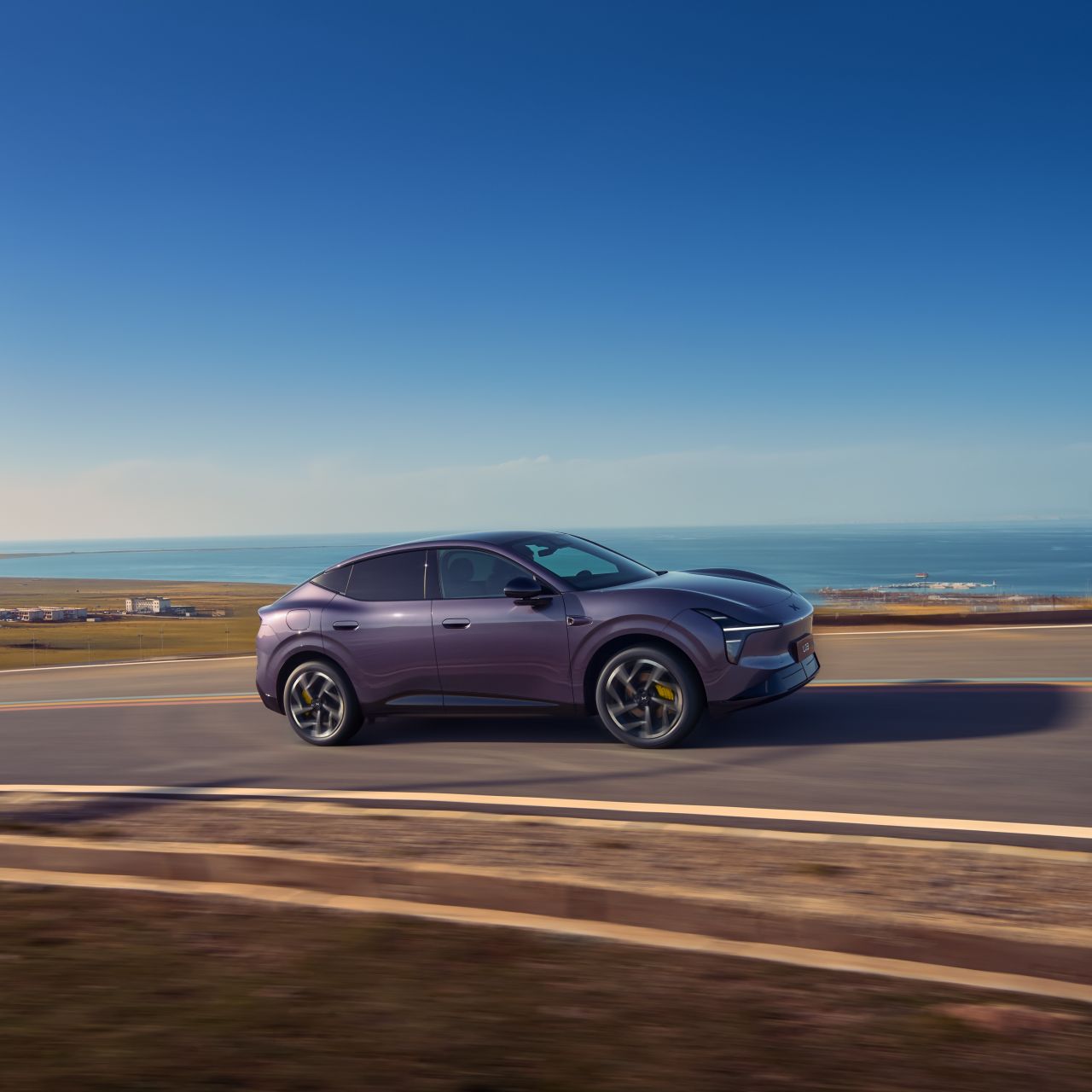 XPENG_L03_Purple-Outdoor Driving